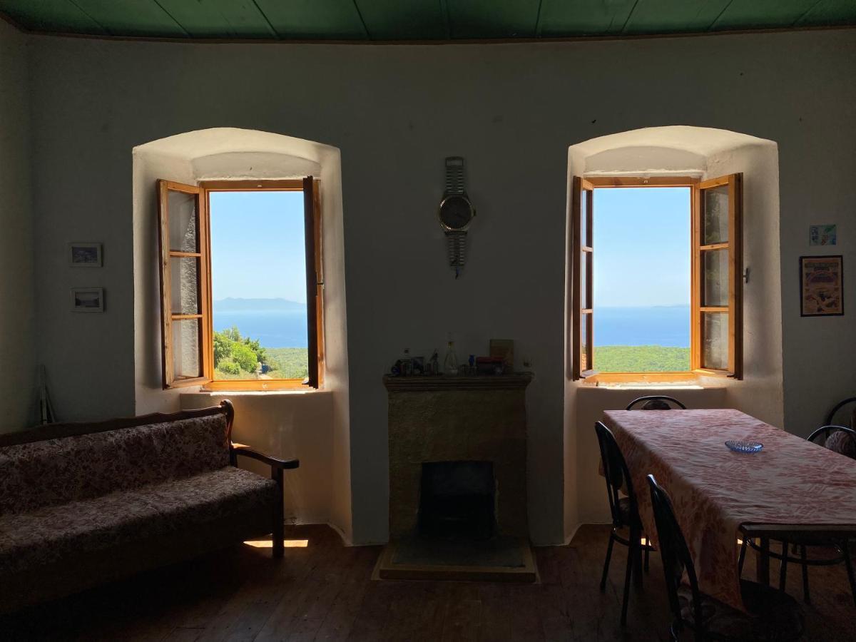 Shotgun Hostel & Guesthouse Vuno Buitenkant foto