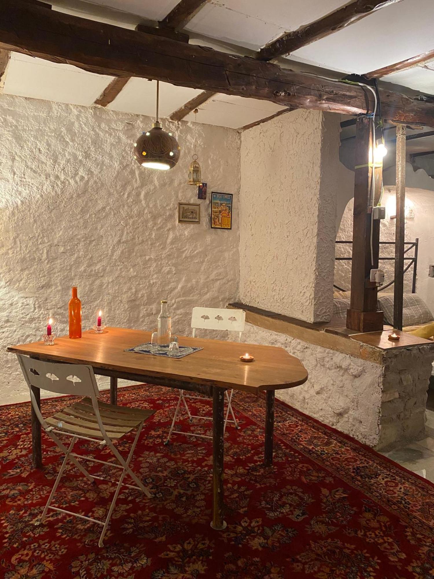 Shotgun Hostel & Guesthouse Vuno Buitenkant foto